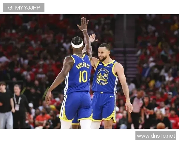 勇士客场大捷，首发正负值全正：穆迪+28库里领衔