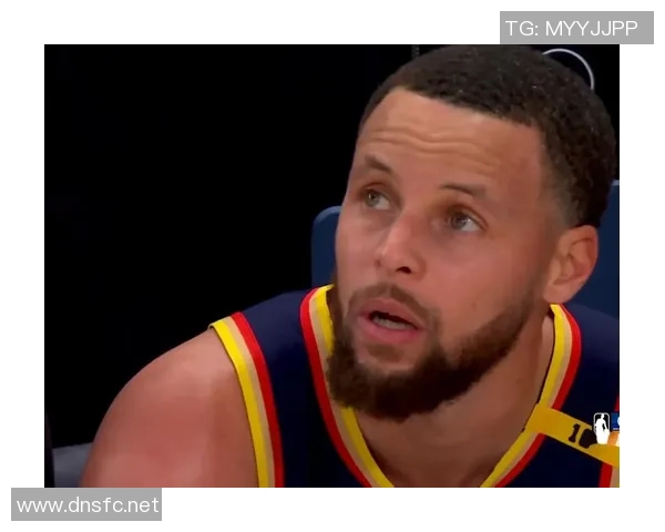 大胜扫阴霾！勇士发布赢球海报：封面为库里大笑瞬间